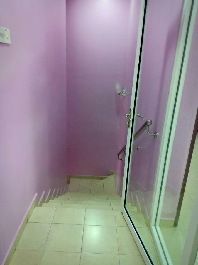 Purple Townhouse 3R2B Wifi Villa Sekinchan Kültér fotó